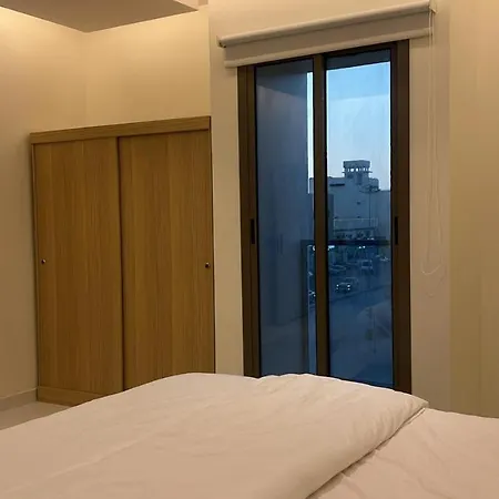 شقة جديدة بصالة وغرفه نوم ودخول ذاتي مستقل Al Kharj Exterior photo