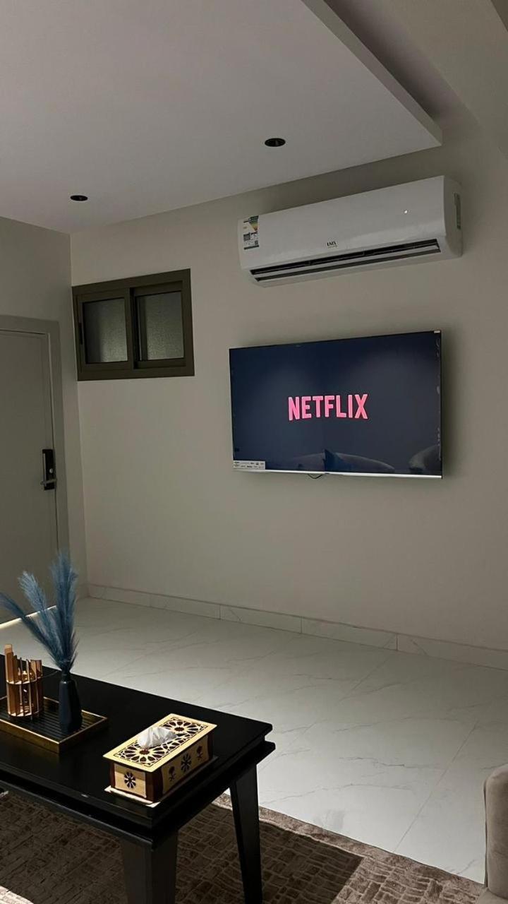جديدة بصالة وغرفه نوم ودخول ذاتي مستقل Apartment *